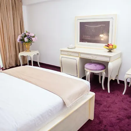 Szálloda Royal Boutique Breeze 3*