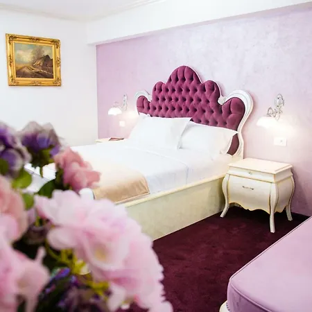 Royal Boutique Breeze Mangalia