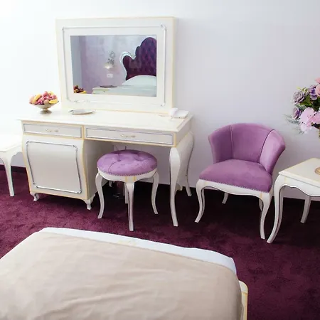 Szálloda Royal Boutique Breeze 3*