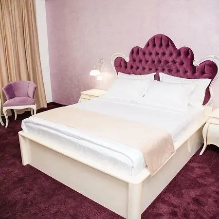 Royal Boutique Breeze Szálloda