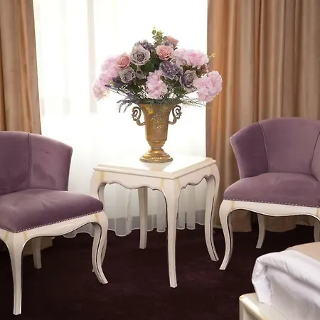 Royal Boutique Breeze Mangalia