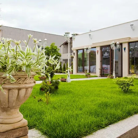 Royal Boutique Breeze 호텔